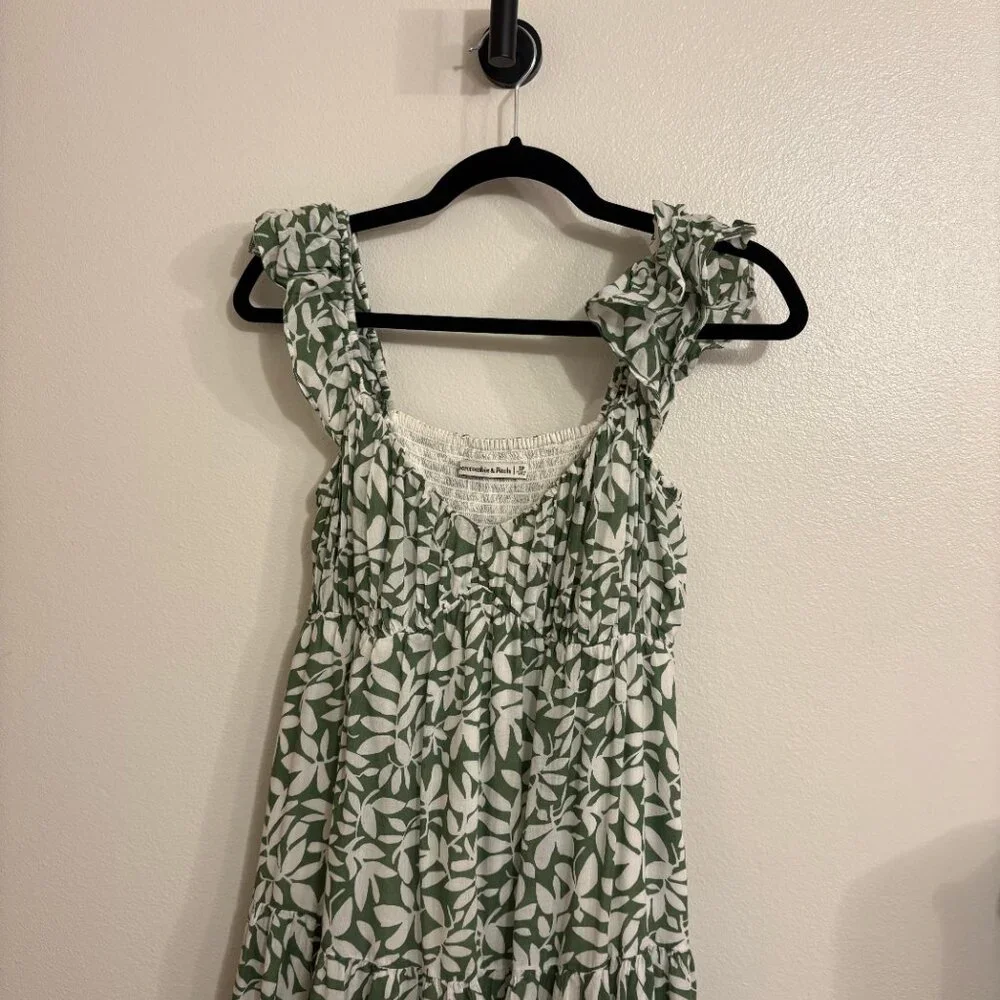 Abercrombie & Fitch | Ruffle Flutter Sleeve Sheer Maxi Dress | Green Floral - Picture 2 of 3